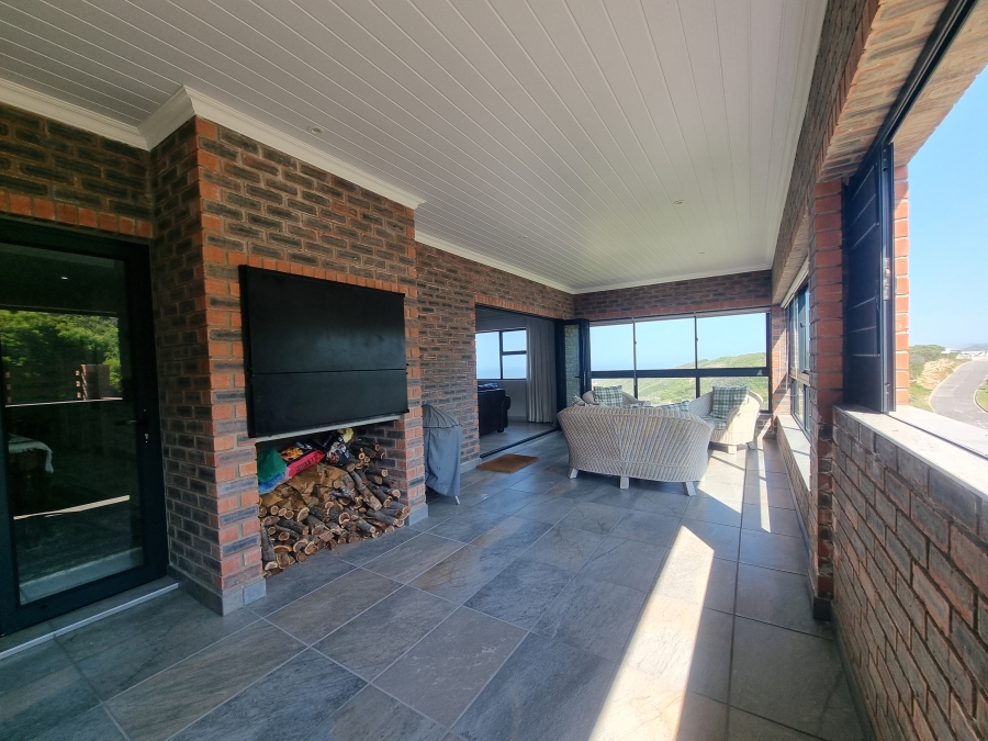 4 Bedroom Property for Sale in Dana Bay Western Cape